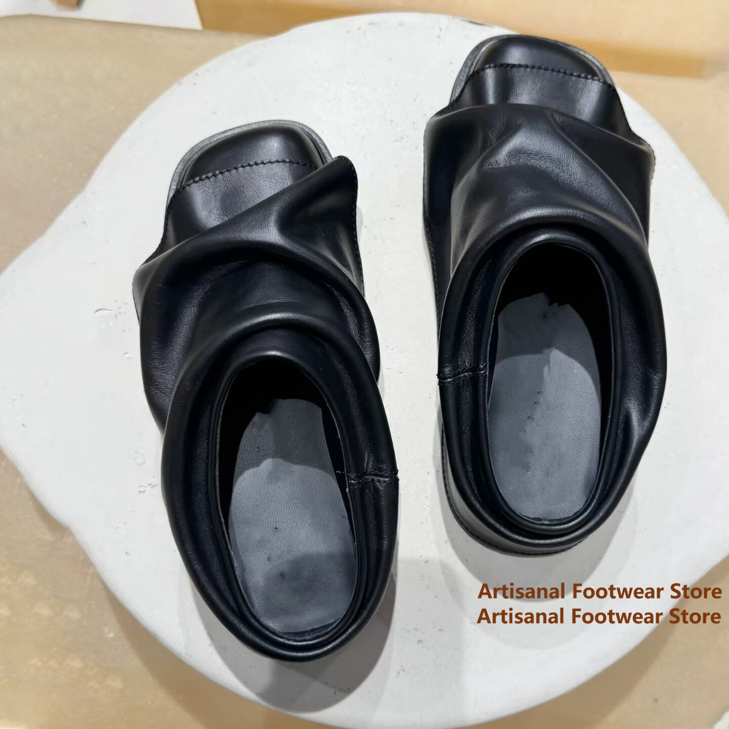 Mules à enfiler en cuir souple - Flip Flop Leather Men avis et prix